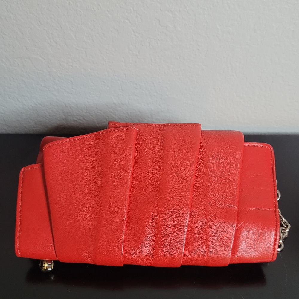 Henri Bendel  soft  leather clutch - Picture 7 of 15